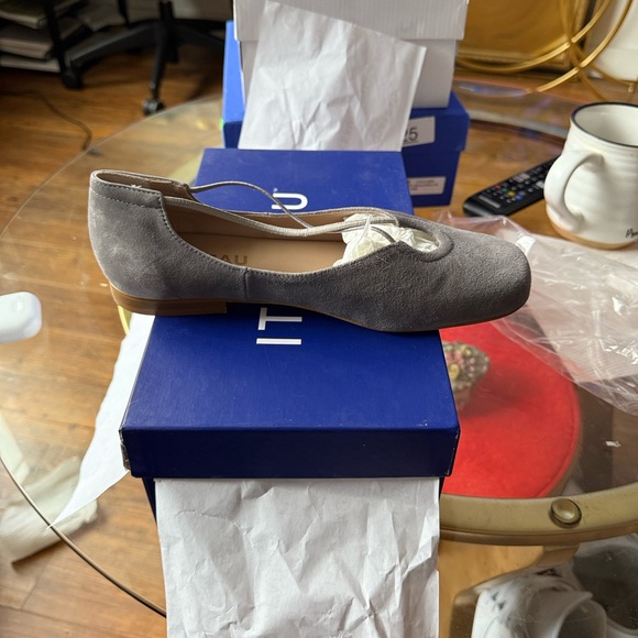 Italeau Shoes - Chic Gray Women's Loafers